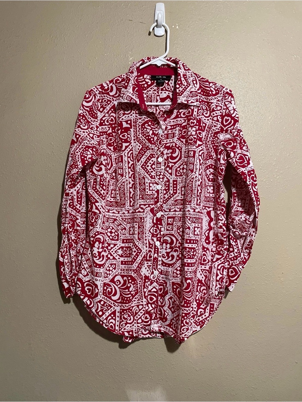 Red White Patterned Button Down Shirt Women’s 12